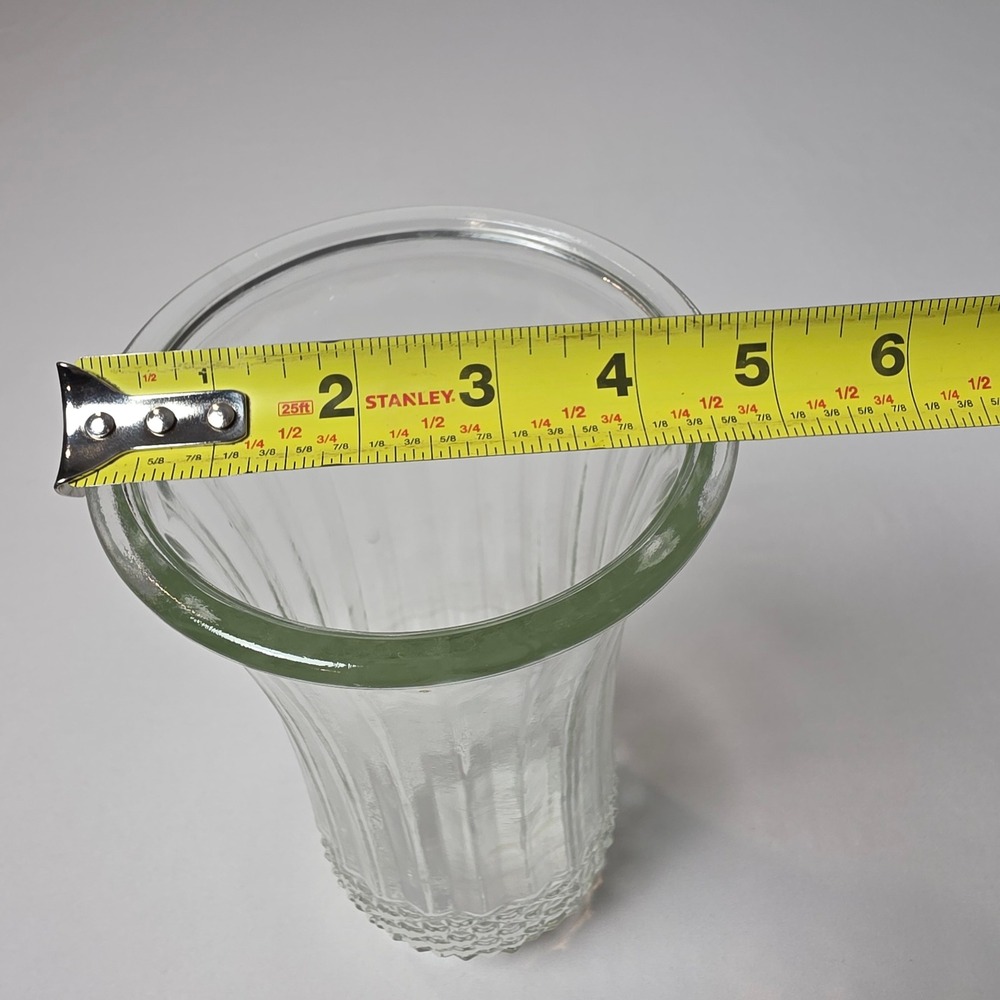 Hoosier Glass 4089-A Clear Ribbed Diamond Quilted Flared Flower Vase 10 Inch - Picture 4 of 5